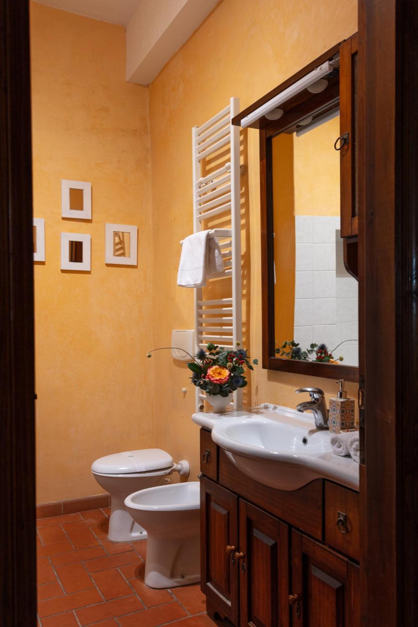 Spazioso, Luminoso A 10 Min Ponte Vecchio E Palazzo Pitti , Ideale Per Coppie E Famiglie Apartamento *